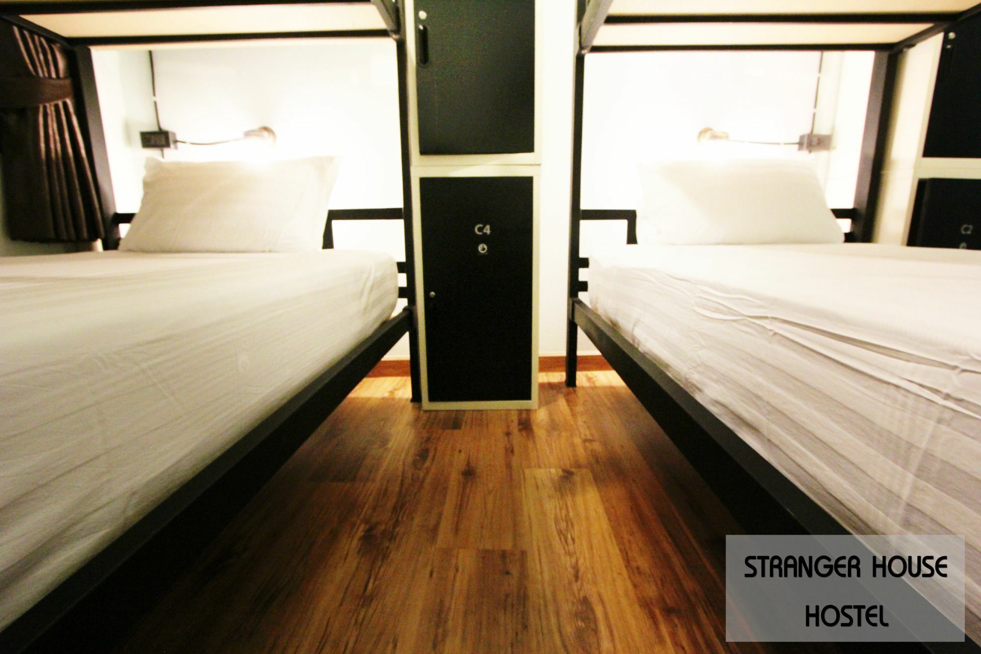 Stranger House Hostel Chiang Mai Exterior photo